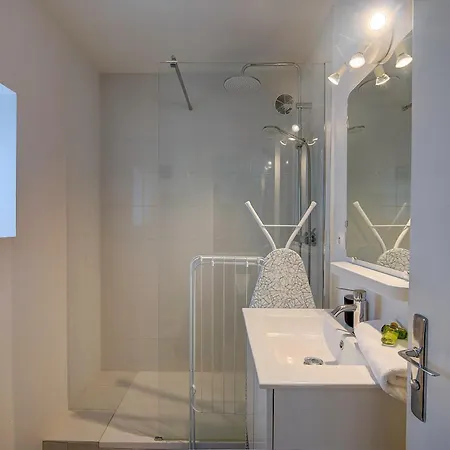 Le Scandinave Apartment Tours